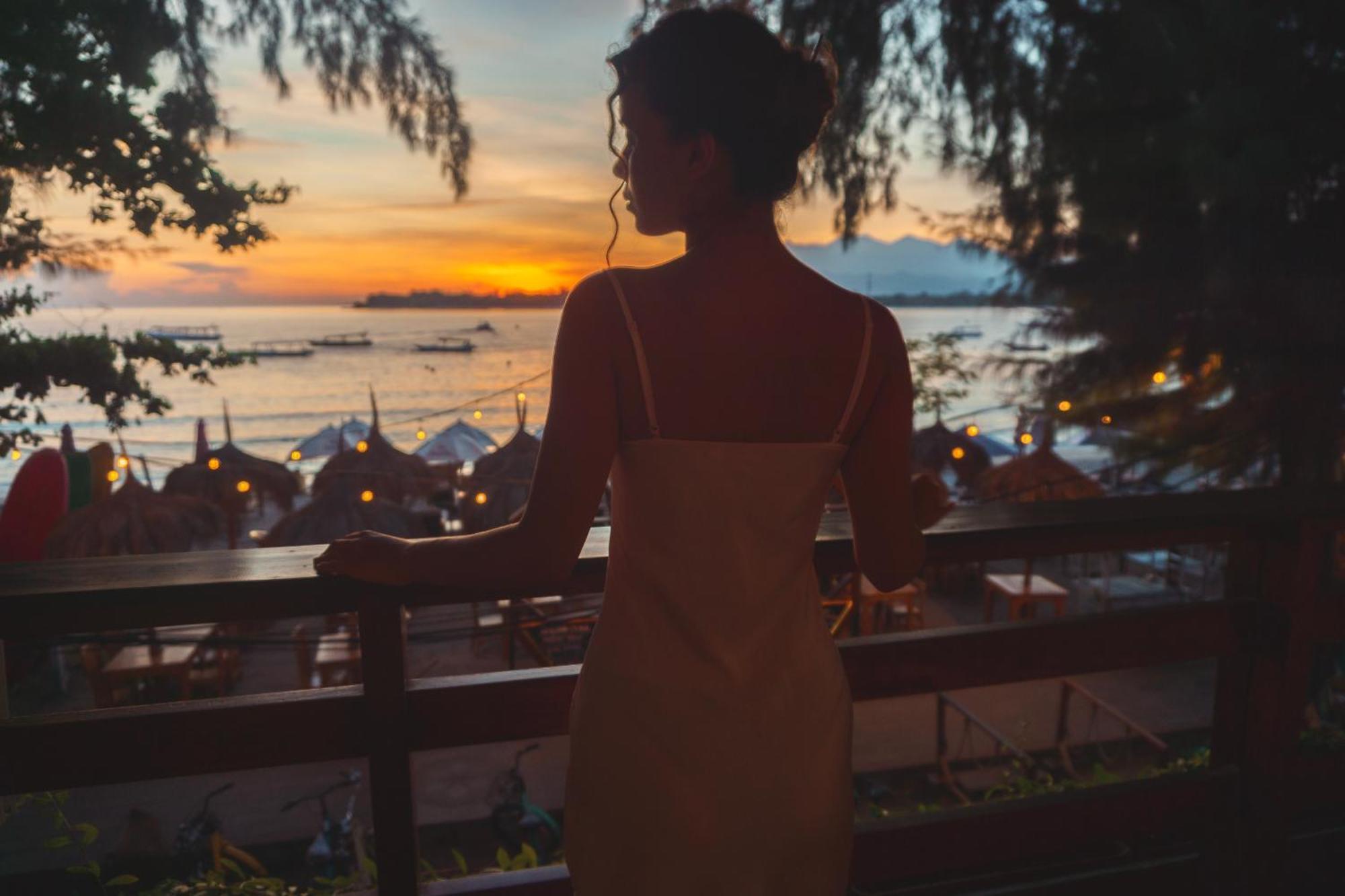 La Bella - &